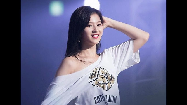 Twice サナ Ewo 21春夏新作 Ewo