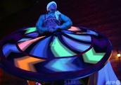 動画：まるで万華鏡 エジプト伝統の旋回舞踊「タンヌーラ」| BuzzVideoバズビデオ