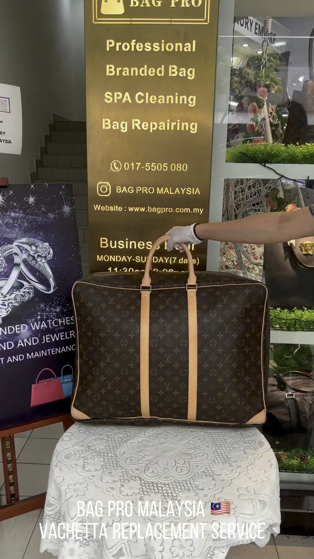 Louis Vuitton Vachetta Restoration Service - Bag Pro Malaysia  Bag Pro  Laboratory set a strict operating procedures for our master repair  technician. Top craftsmanship to ensure that the bags sent by