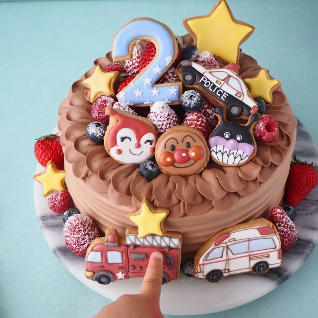アンパンマンの誕生日ケーキ 上岡麻美が投稿したフォトブック Lemon8