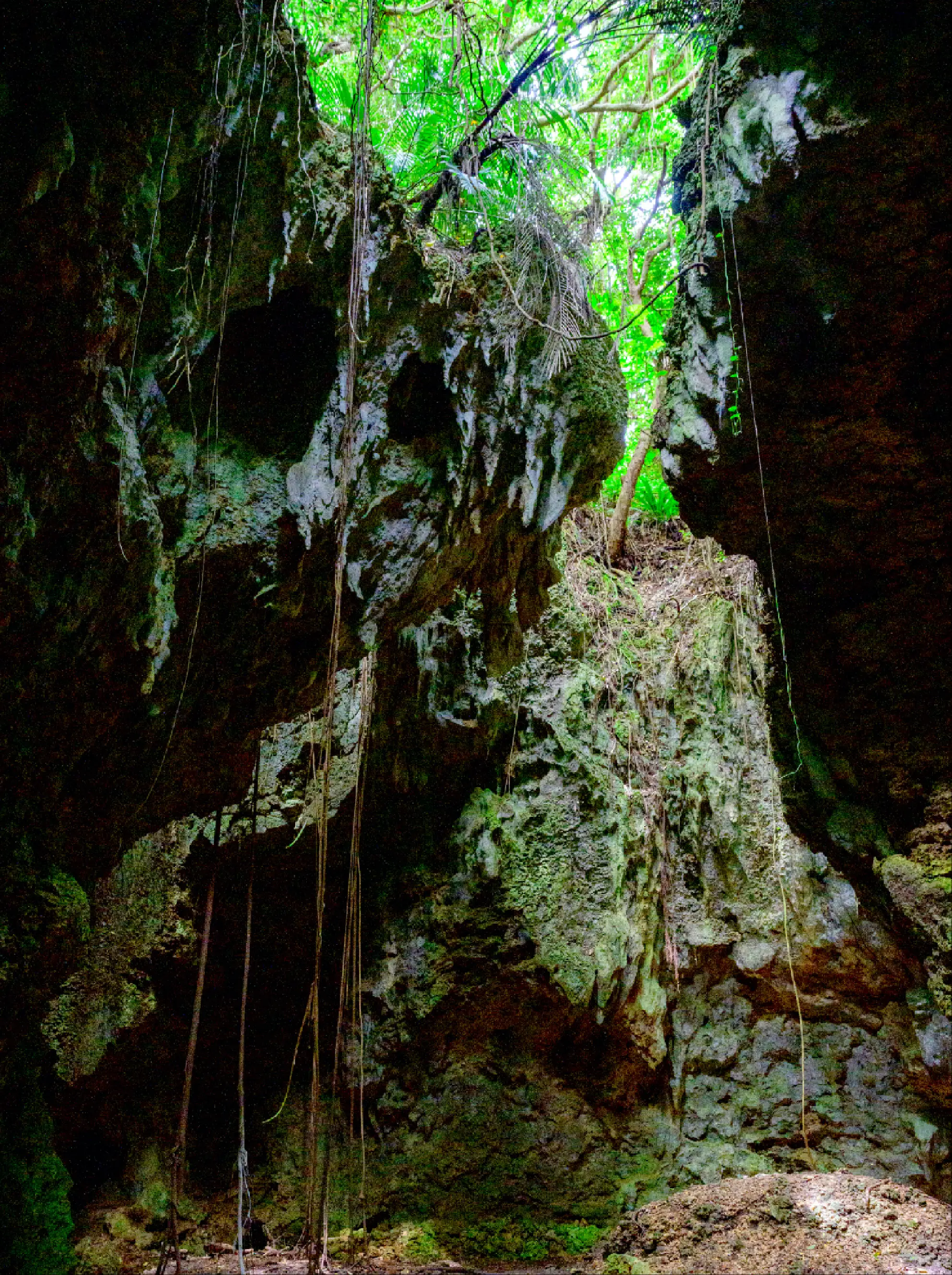 旅フォト 宮古島最強のパワースポット 史跡 ヌドクビアブ 宮古島 大佐フォトが投稿した記事 Lemon8