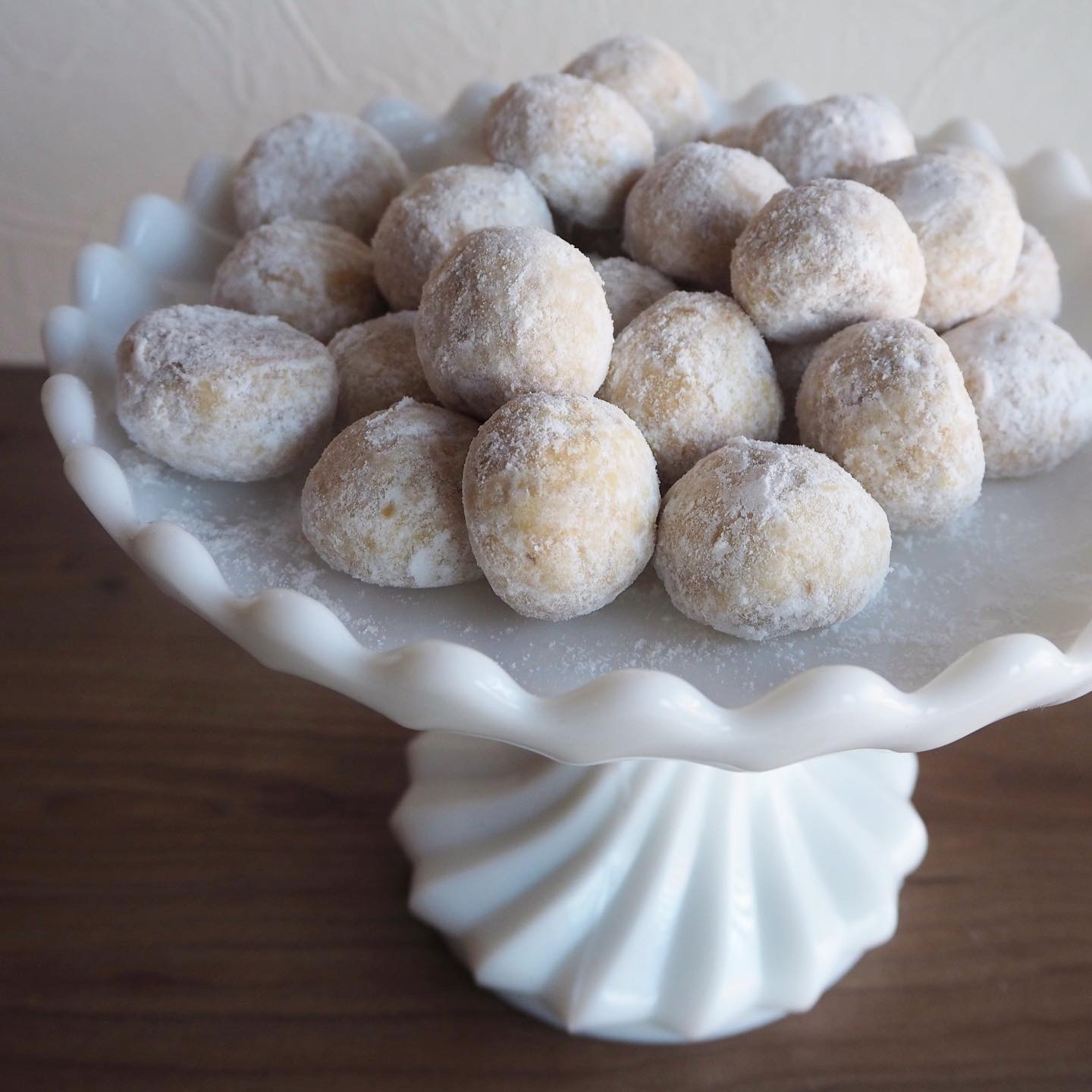 感動的な美味しさ くるみのスノーボールのレシピ 石野美和が投稿したフォトブック Lemon8