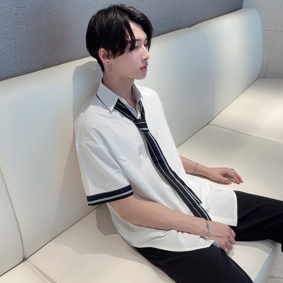 韓国っぽ ネクタイコーデ りんくん 韓国ファッションが投稿したフォトブック Lemon8