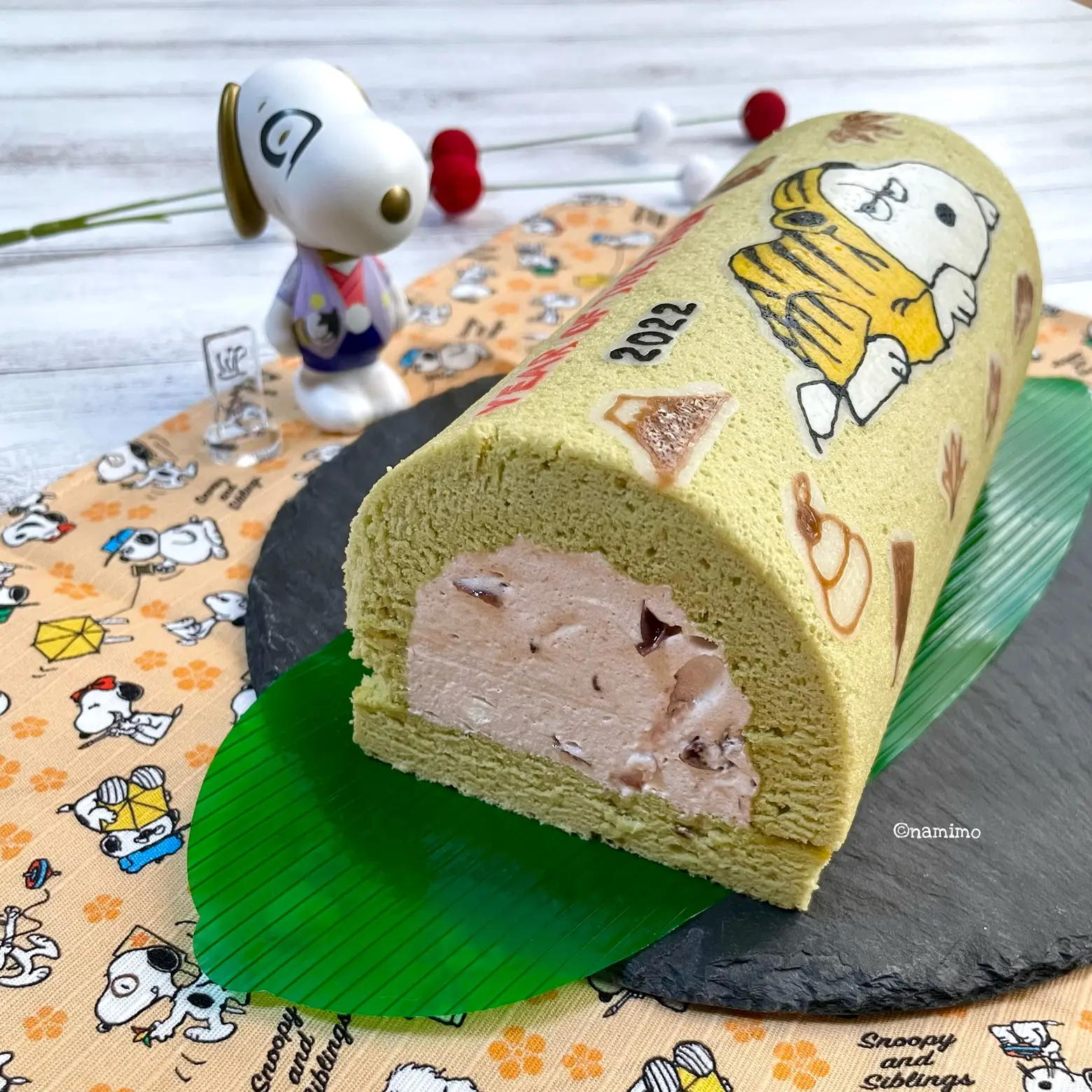 虎スヌーピーのデコロールケーキ Namimoが投稿したフォトブック Lemon8