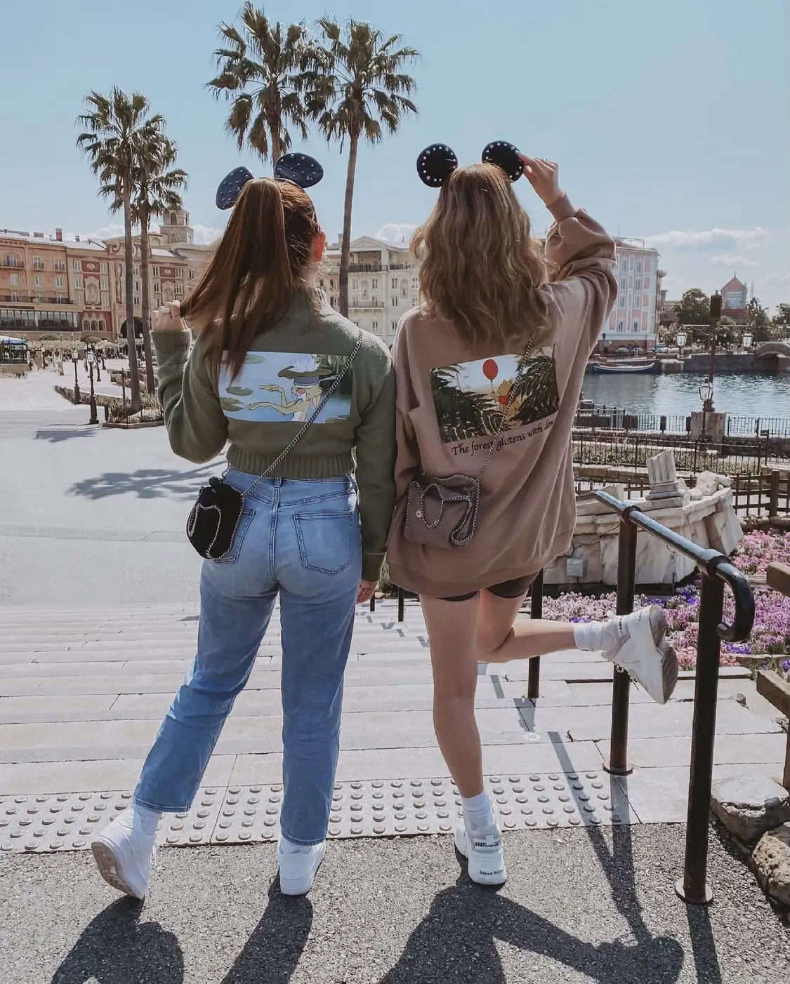 T ポイント5倍 ディズニー写真 後ろ姿 印刷物 Brightdainik Com