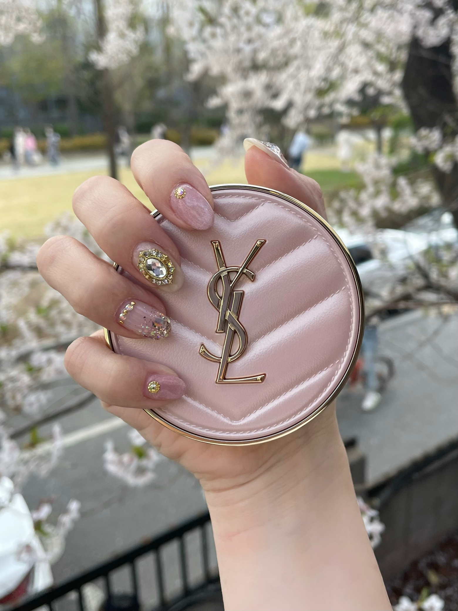 YSL クッションファンデーションケース ケースのみ ピンク コンパクト