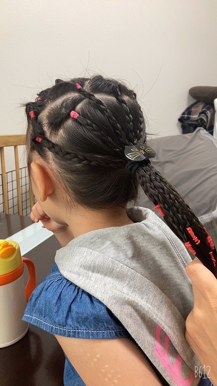 2歳児ママの娘ヘア奮闘記 まん丸が投稿したフォトブック Sharee