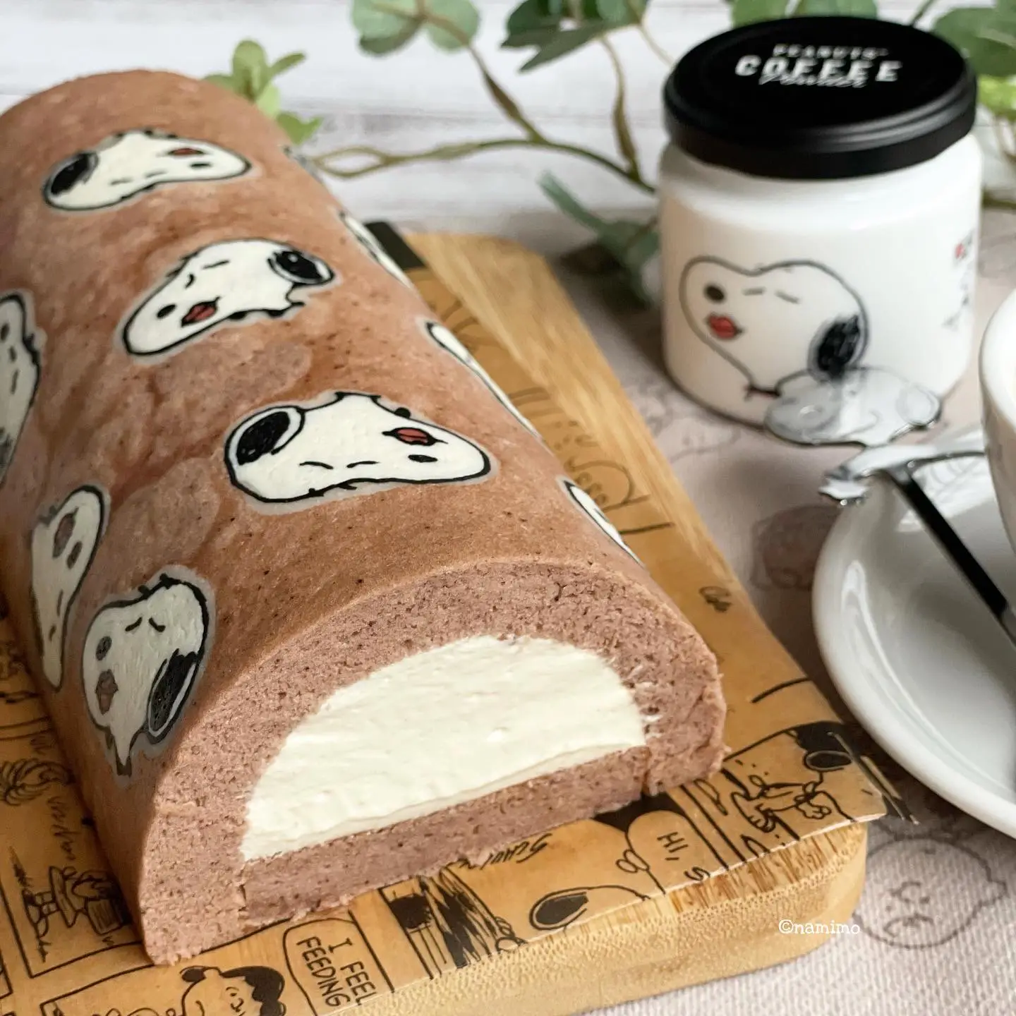 スヌーピーのデコロールケーキ Namimoが投稿したフォトブック Lemon8