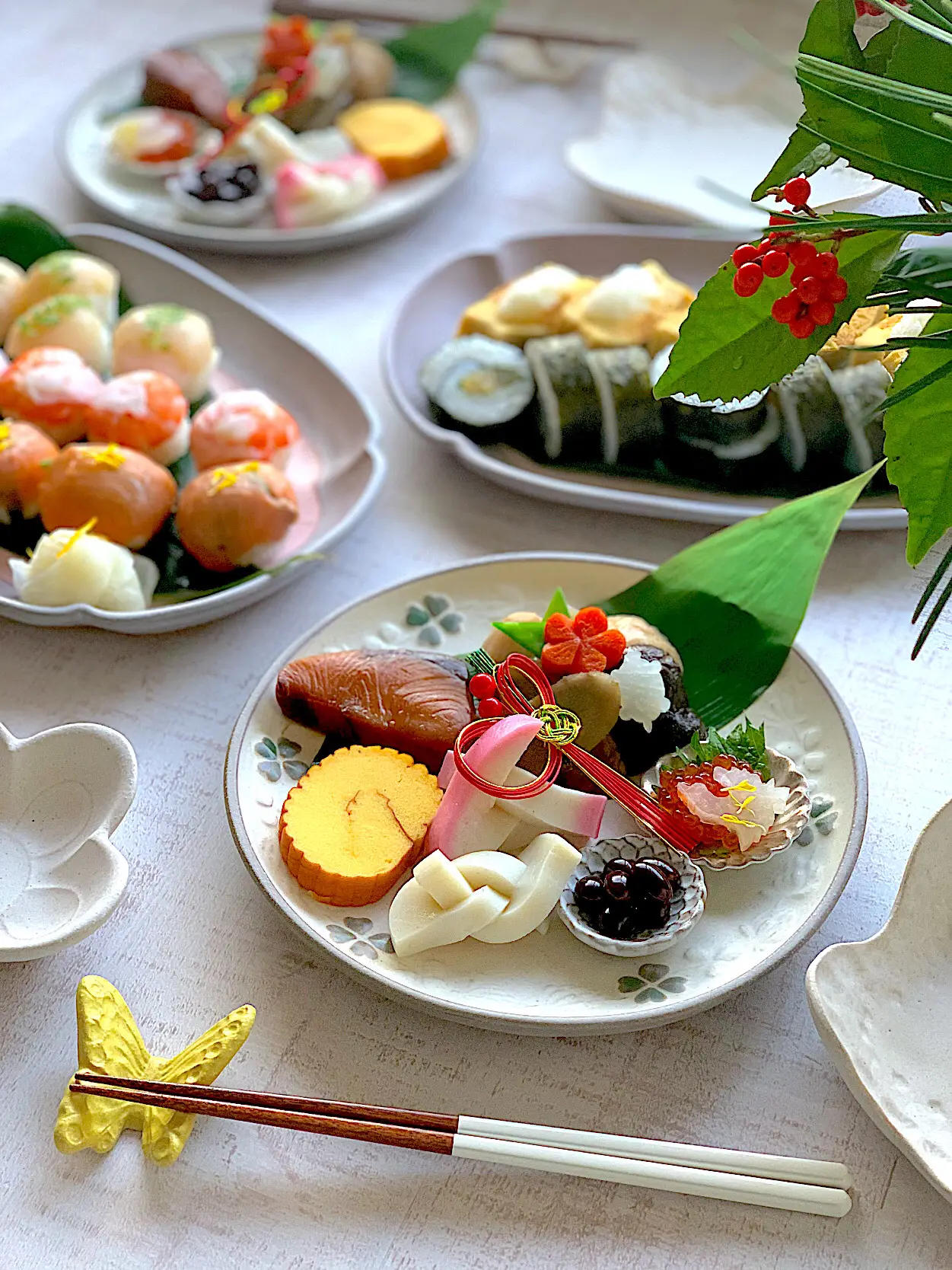 【お正月】ワンプレートおせちと数の子巻き寿司【おせちアレンジ】の画像