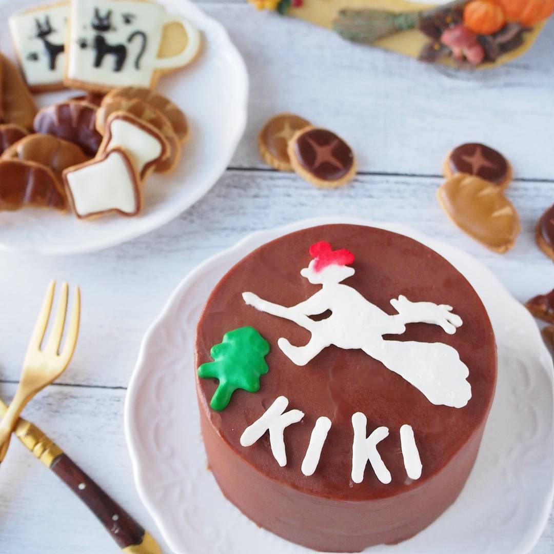 魔女の宅急便のケーキとアイシングクッキー 上岡麻美が投稿したフォトブック Sharee