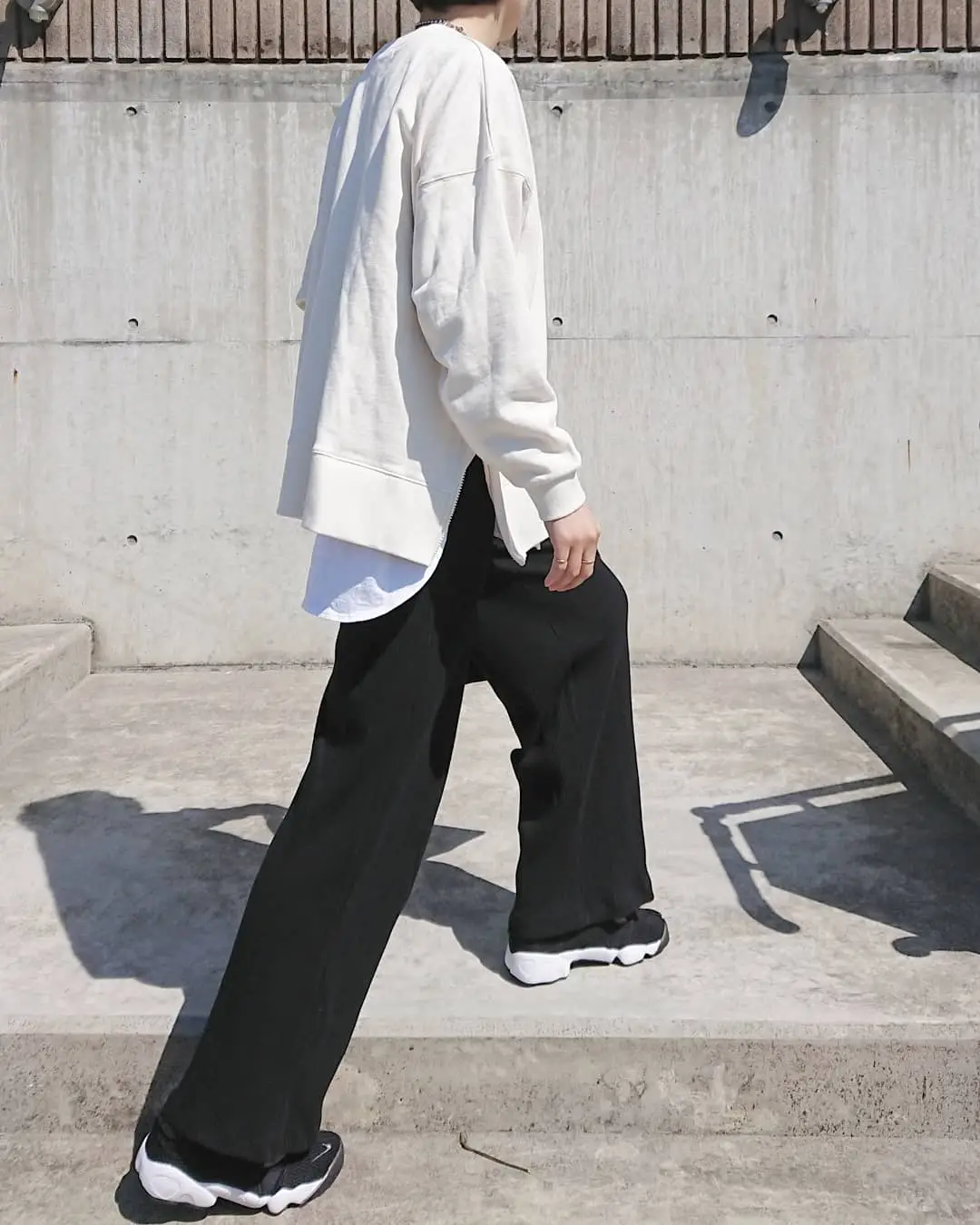 The ベリーショート女子コーデ Mayuhiro422が投稿したフォトブック Lemon8