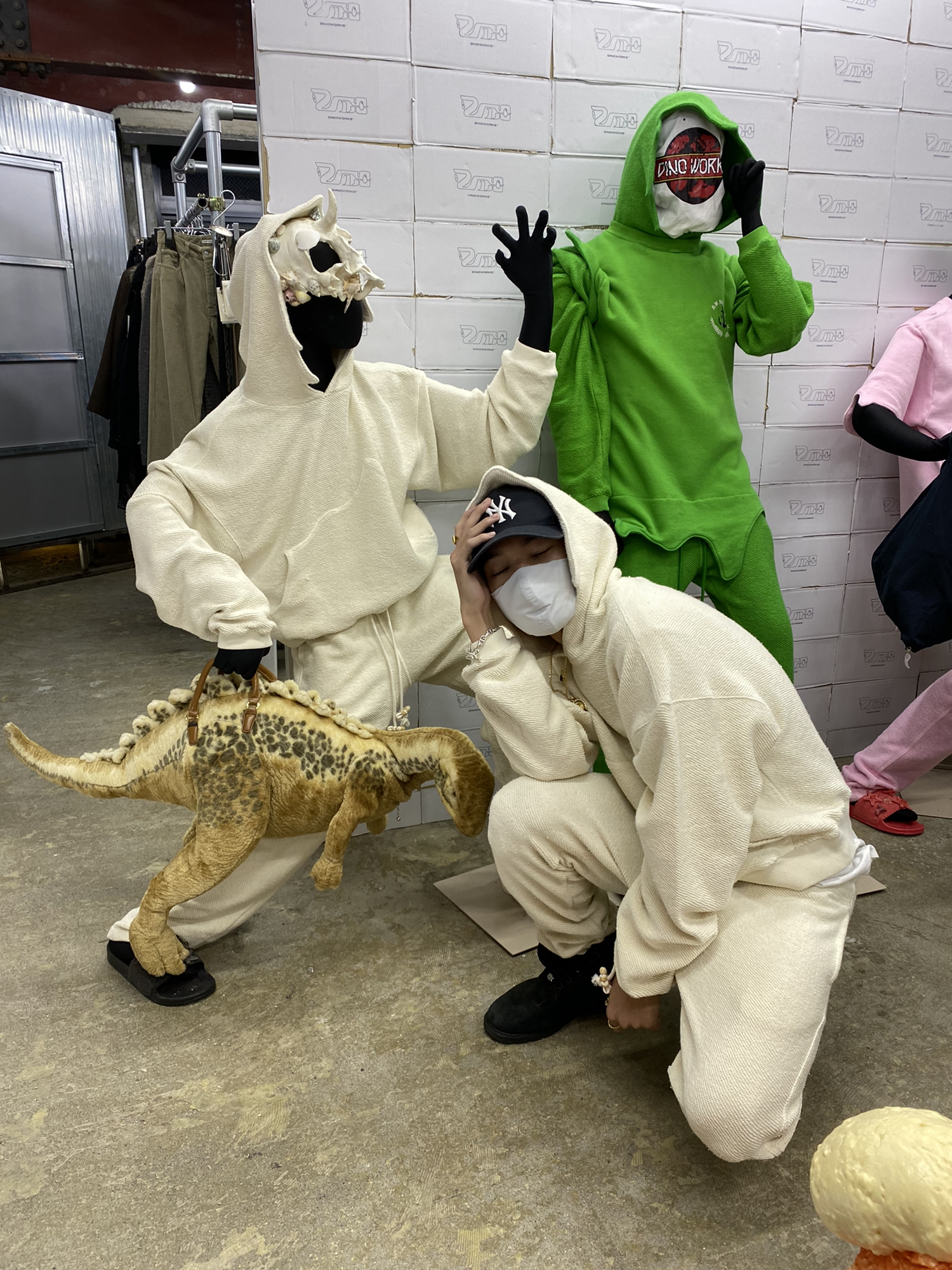 dinoworks ディノワークスegghodiedinowo