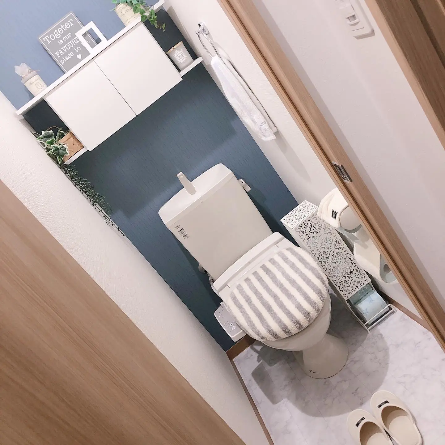 トイレの床、大理石柄に模様替えしましたー♡ ぶっちゃけかなり | yuccoco_roomが投稿したフォトブック | Lemon8