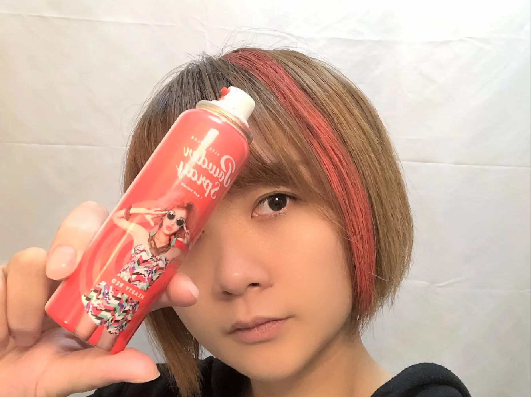 アレスカラーパウダースプレー ビターブラウンヘアカラースプレー ヘアカラー 1日だけ しっかり色つき シャンプーで落せる ごわつき少ない 自然  ブラウン 国際ブランド