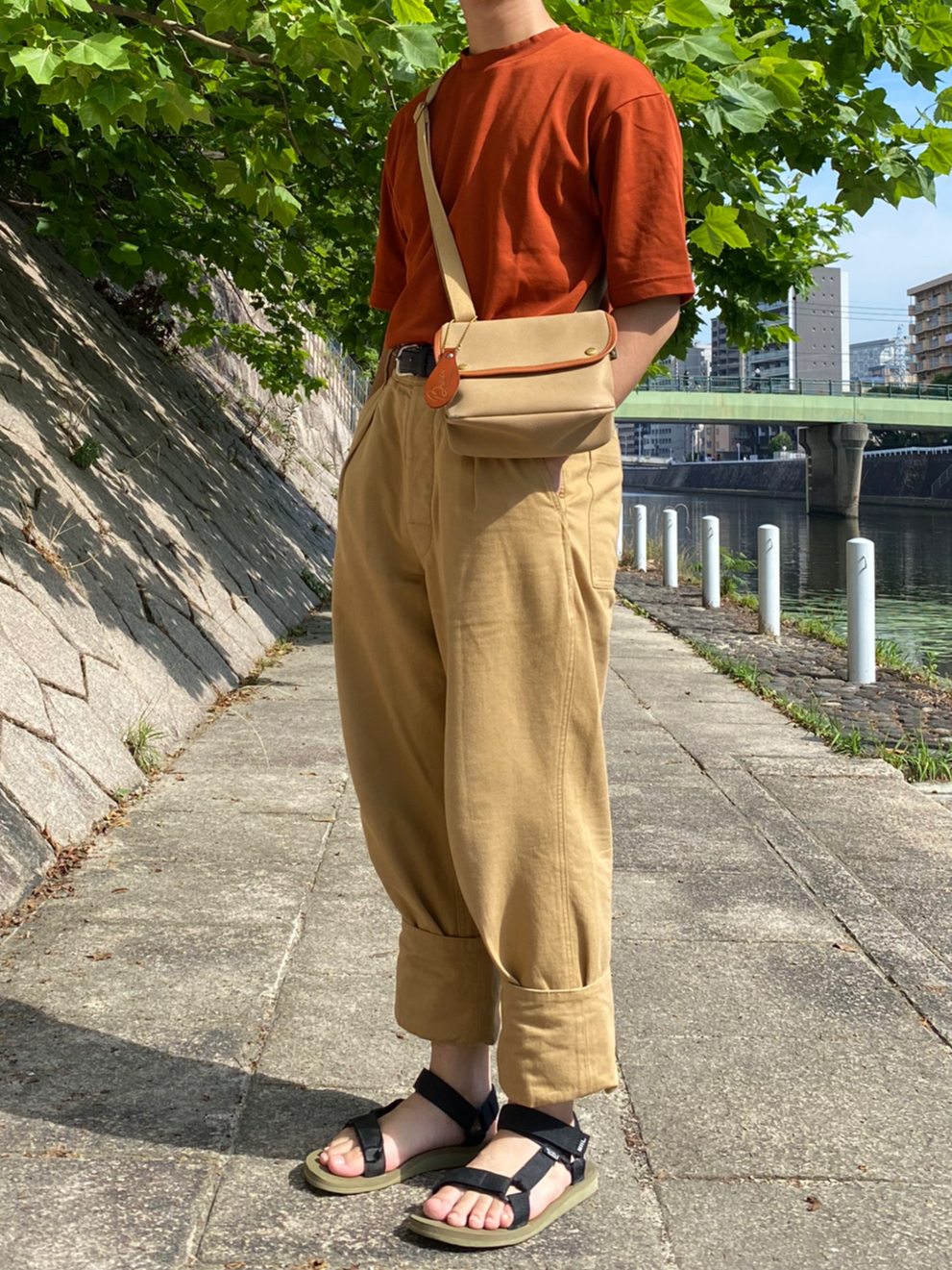 オシャレ初心者向け 夏のマンネリ化を防ぐ タックインのやり方 Tシャツの着こなし ぜっきーが投稿した記事 Sharee