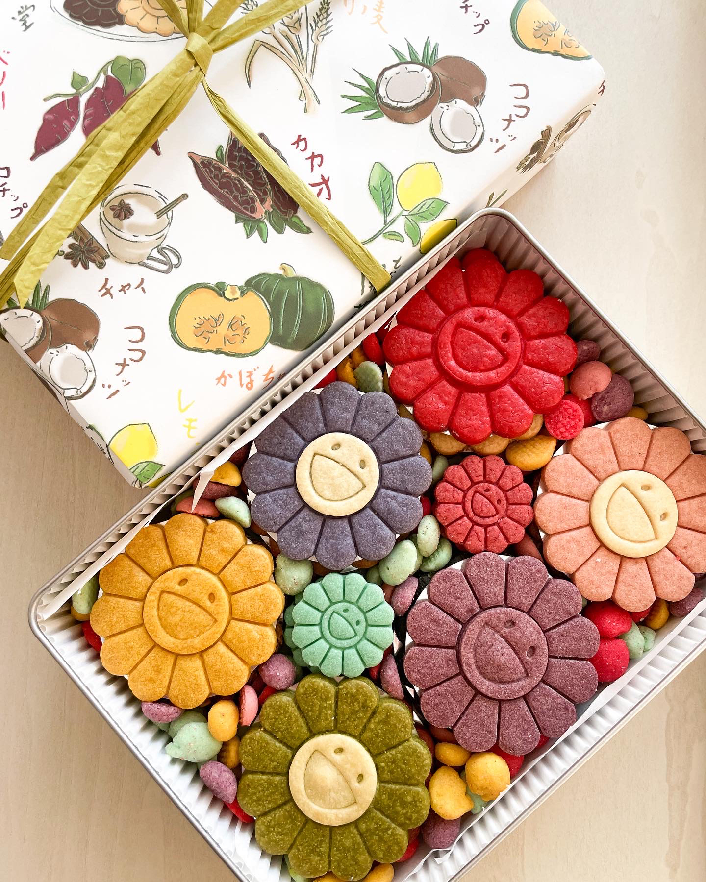 古典 村上隆 お花クッキー缶 冬 L となりの開花堂 フラワー カイカイキキ村上隆 菓子 Guaira Uc Edu Py