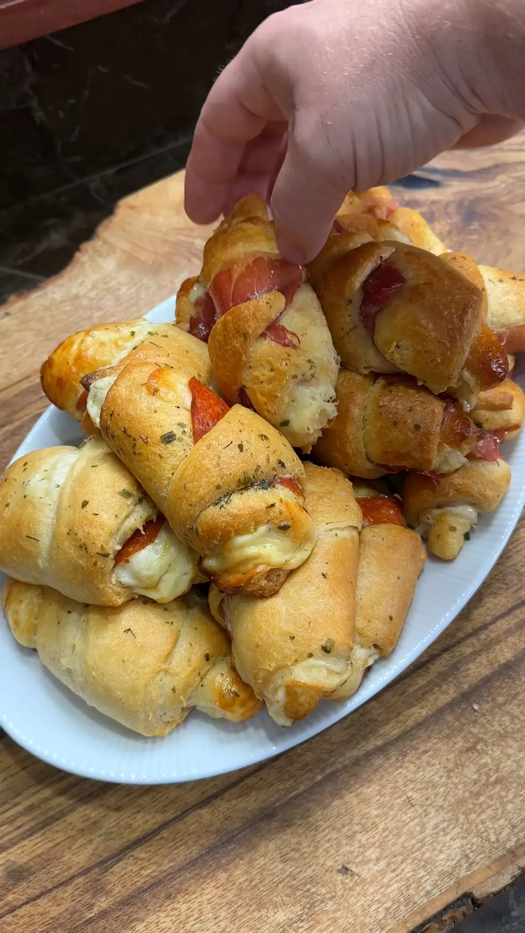 Cheesy Crescent Roll Garlic Knots - Wellness by Kay