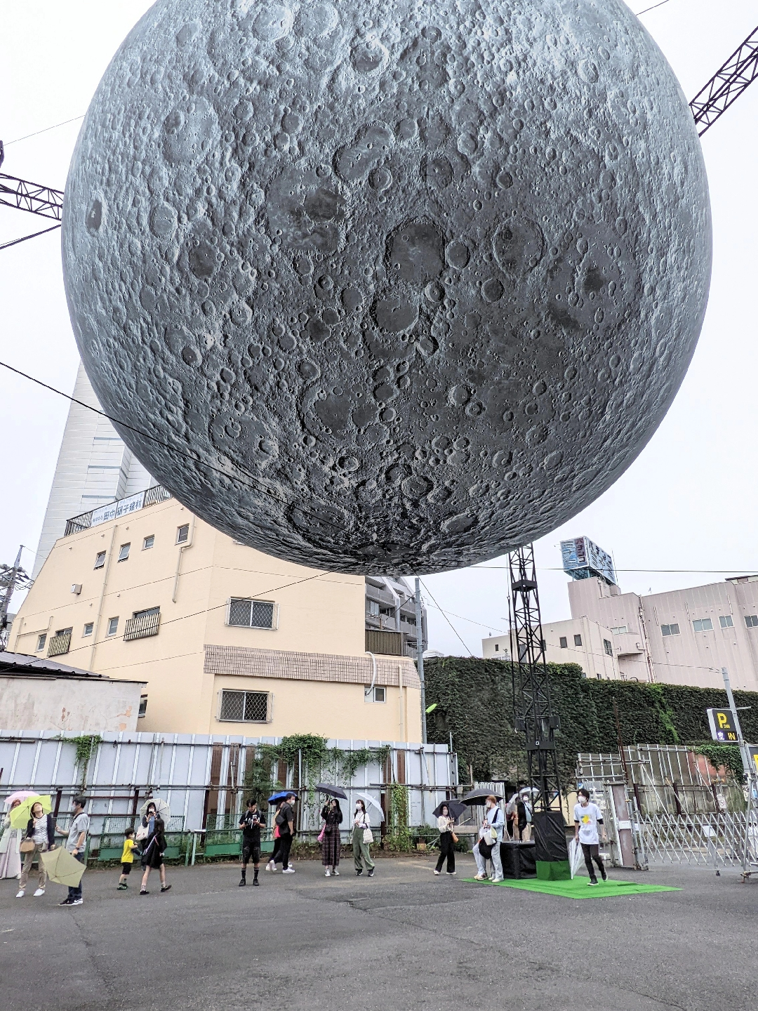 【下北沢】ムーンアートナイト☆巨大な月🌕の画像 (3枚目)