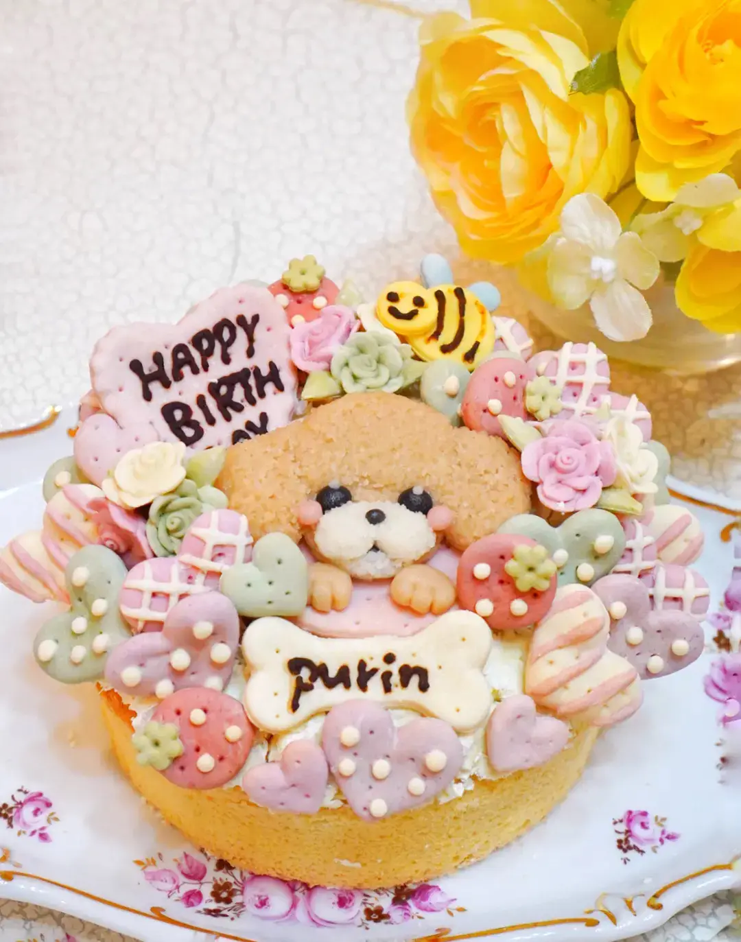 プリンたんのお誕生日ケーキ がそっくりすぎる プリッフィーが投稿したフォトブック Lemon8