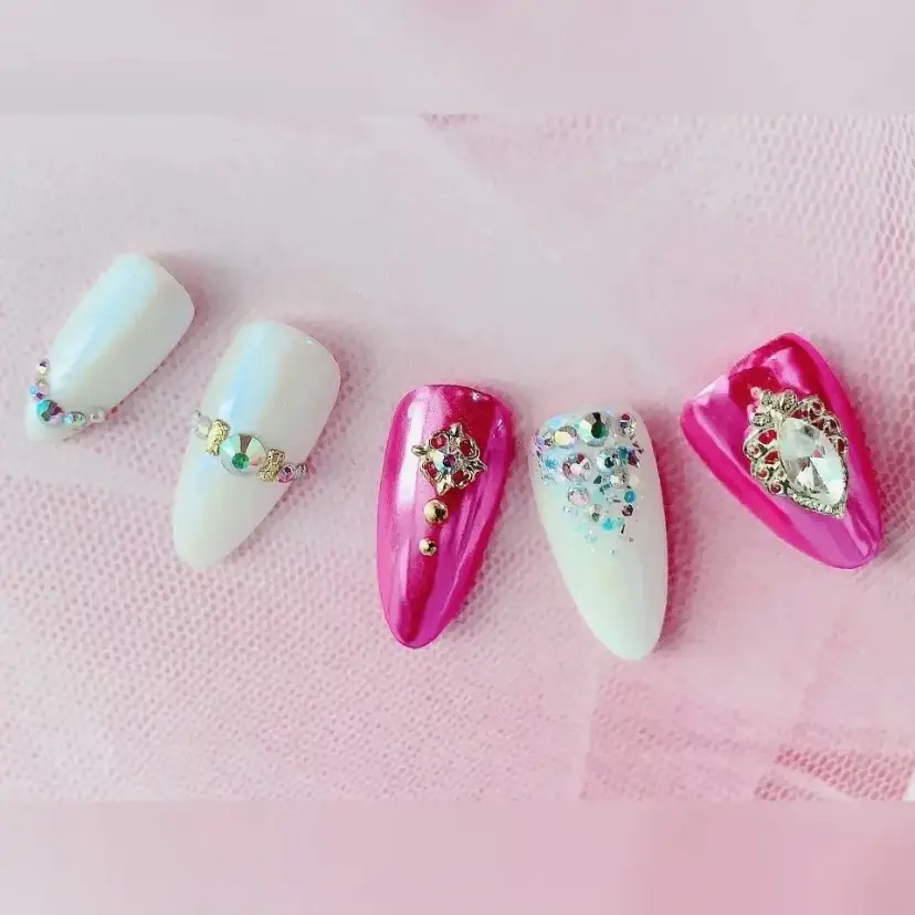 ネイルチップ販売 ゴージャスネイル Hono Bono Nailが投稿したフォトブック Lemon8