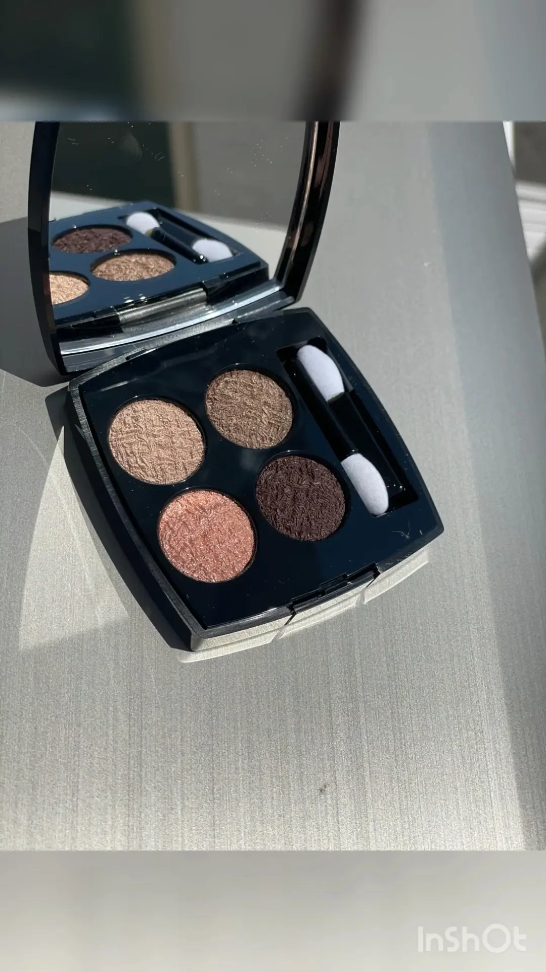 CHANEL2022秋新作!ツイードアイシャドウ