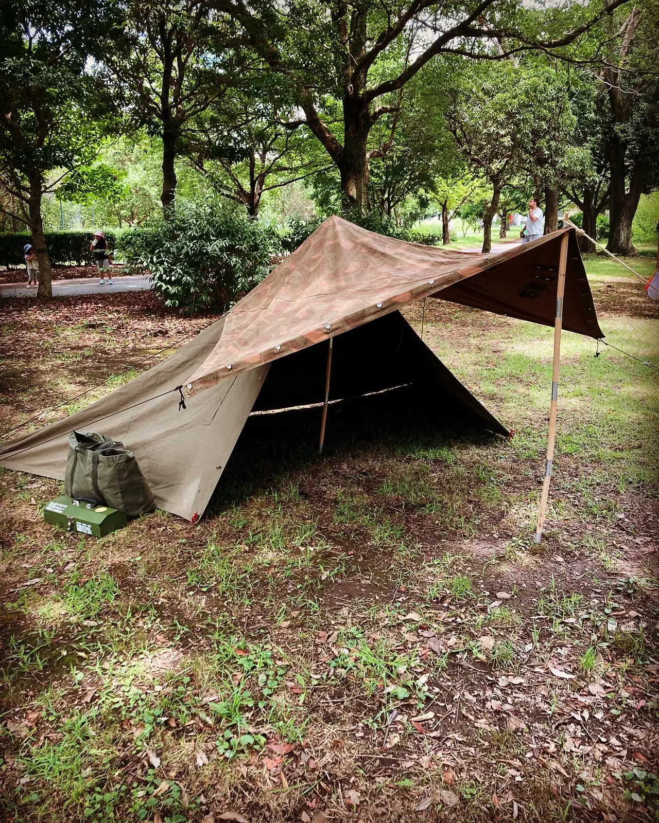極上品 ハンガリー軍 ポンチョ テント 軍幕 - キャンプ、アウトドア用品