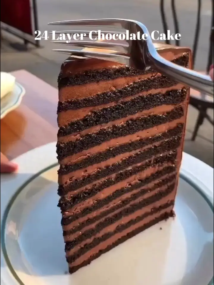 23 layer chocolate cake at Michael Jordan's Steakhouse: Mag Mile |  Chocolate layer cake, Food, Chicago eats