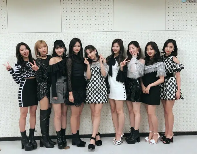 Twice 白い衣装 Lemon8