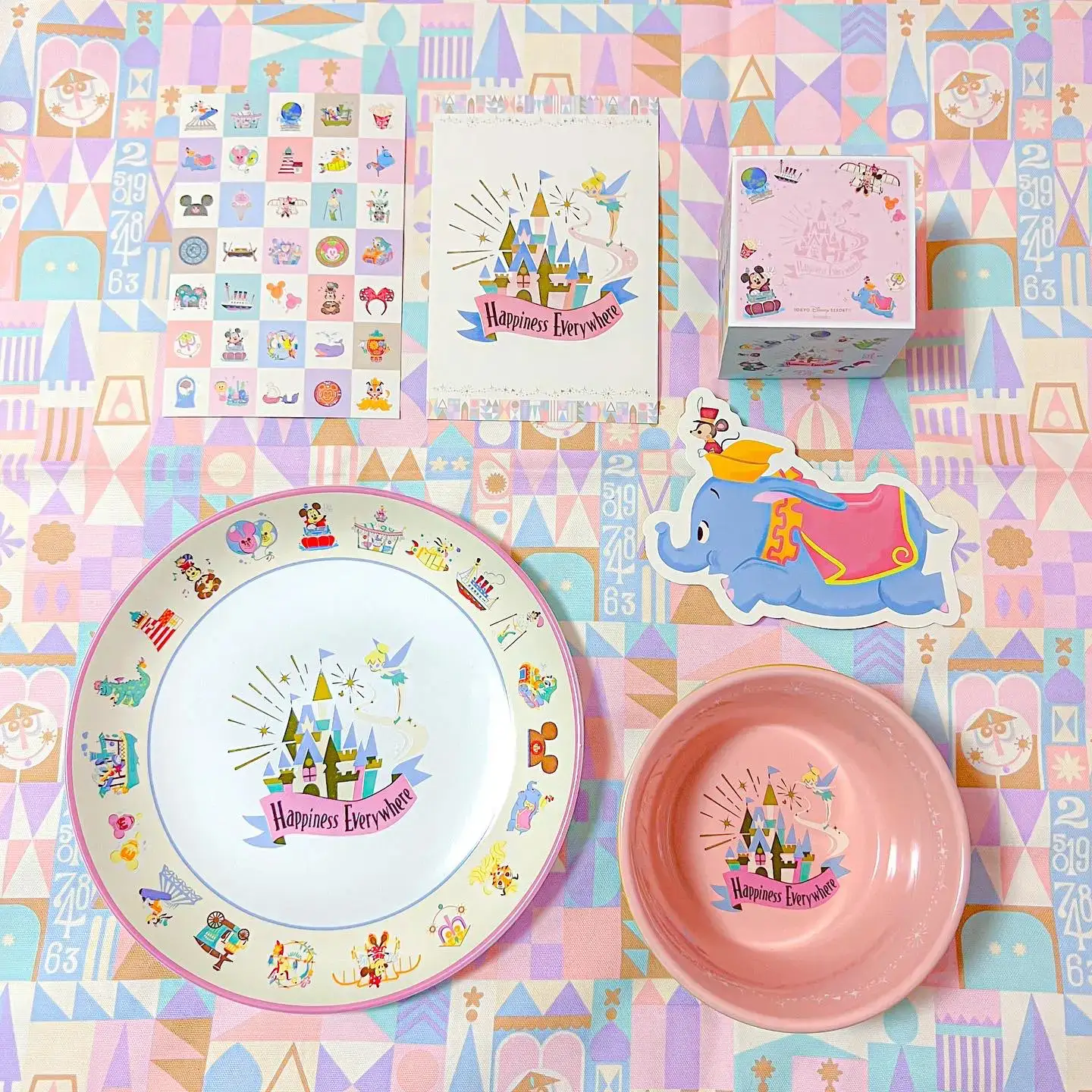 ディズニーグッズ ディズニーのパークアイコングッズ Ayakaが投稿したフォトブック Lemon8