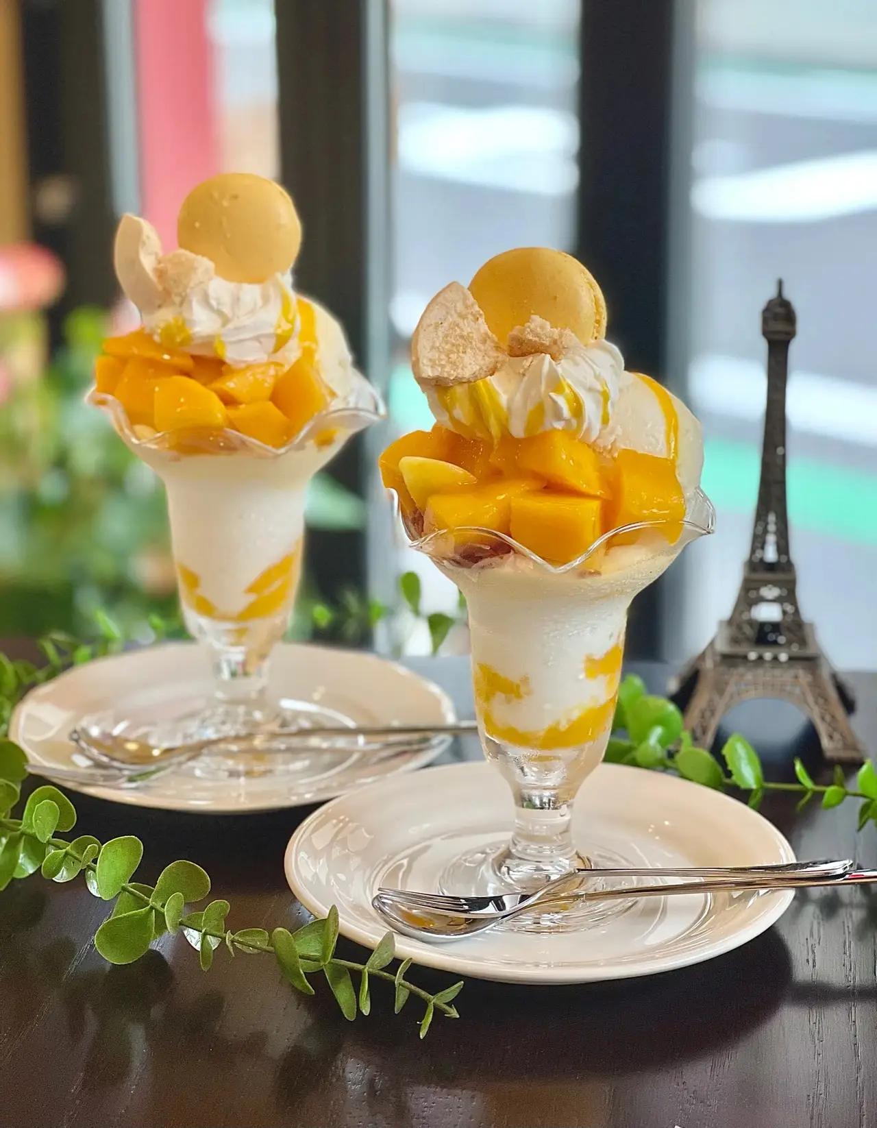 上本町でお馴染みのカフェが阿倍野に とろけるマンゴーのパフェ Tabinchu Youが投稿したフォトブック Lemon8