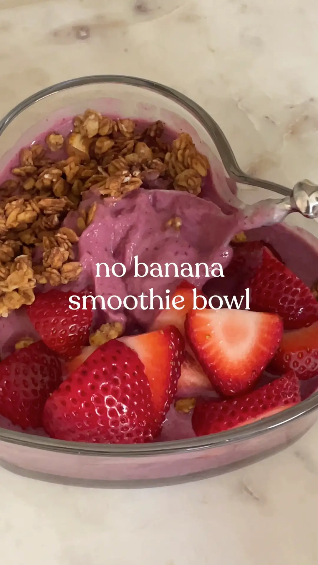 Thick smoothie with no banana 🍌❌ | Video published by Gabi Hernandez |  Lemon8