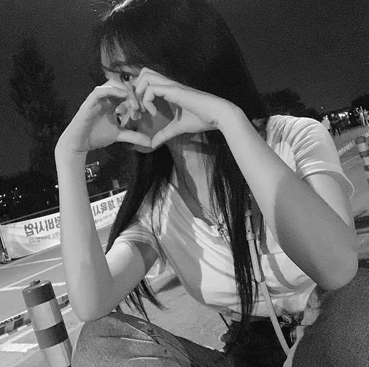 韓国風女子 アイコン Lemon8