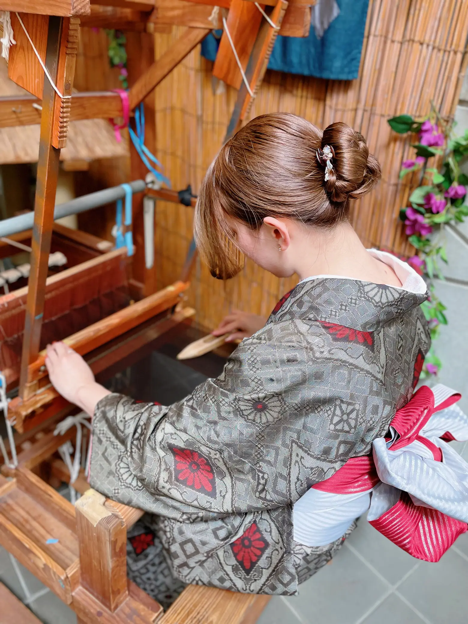 ピンク色 附下げ 紋なし 【美品】正絹 几帳、桜、菊柄 【D003