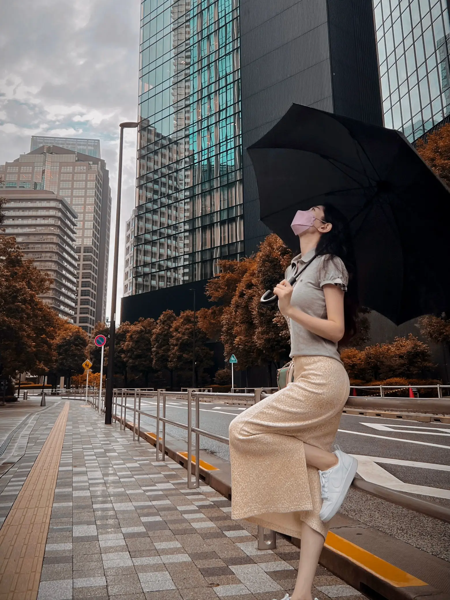 東京は雨だね☔️の画像 (1枚目)
