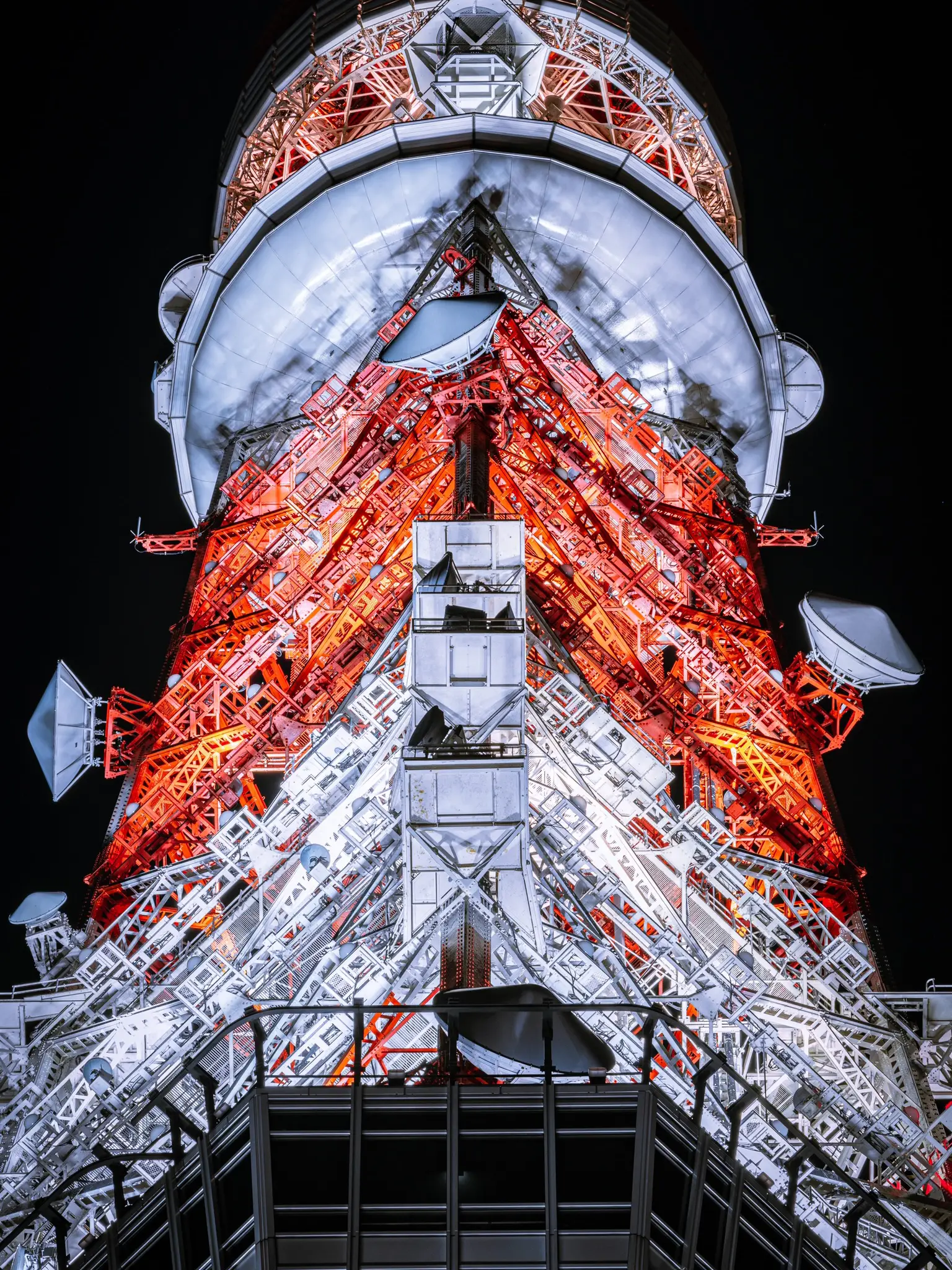 "夏季限定カラー"の東京タワー知ってる？の画像 (2枚目)