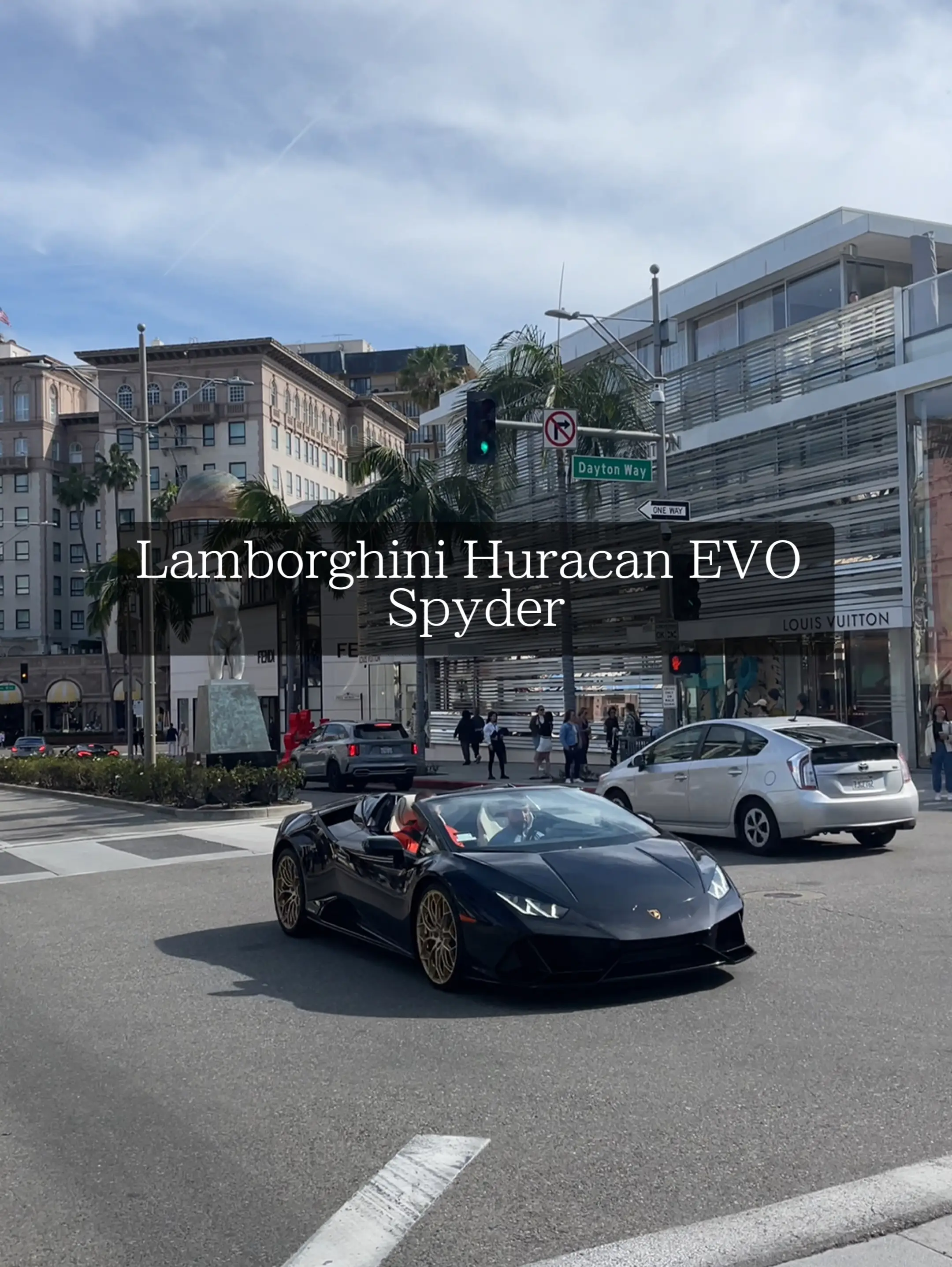 Lamborghini Huracan EVO Spyder on Rodeo Drive 🏁