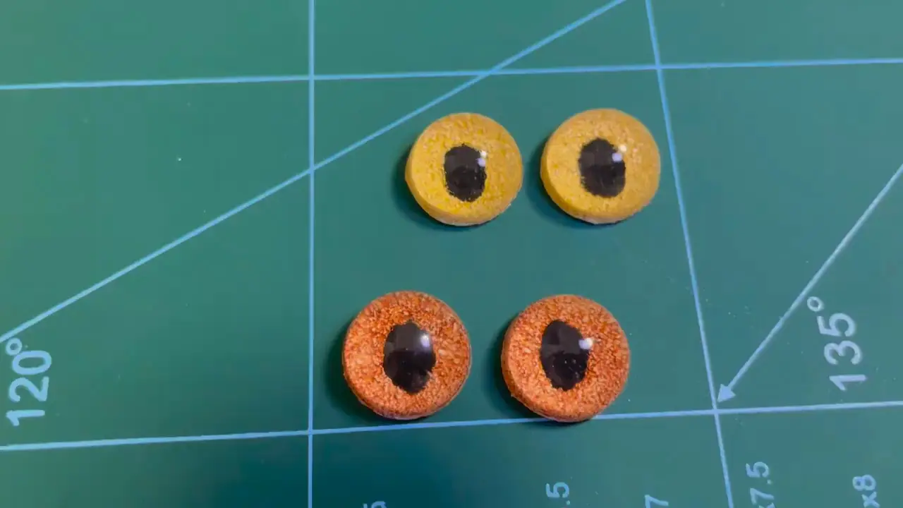 How to Make Wool Felt Pet Eyes  Video published by Feltcrafted
