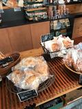 広尾にあるブレッド＆タパス沢村　広尾店のパンでランチ！海外のような雰囲気も抜群の画像