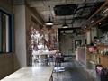 高く積み上がったフォトジェニックスイーツが話題、京都のカフェ　「ピウカフェ（piu cafe）」|落ちついた雰囲気の画像